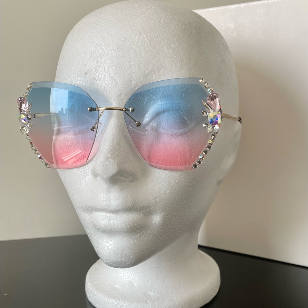 Gradient Blue and Pink Sunglasses